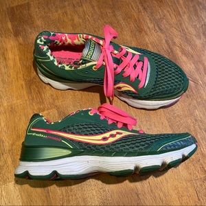 saucony S15105-21 shadow genisis